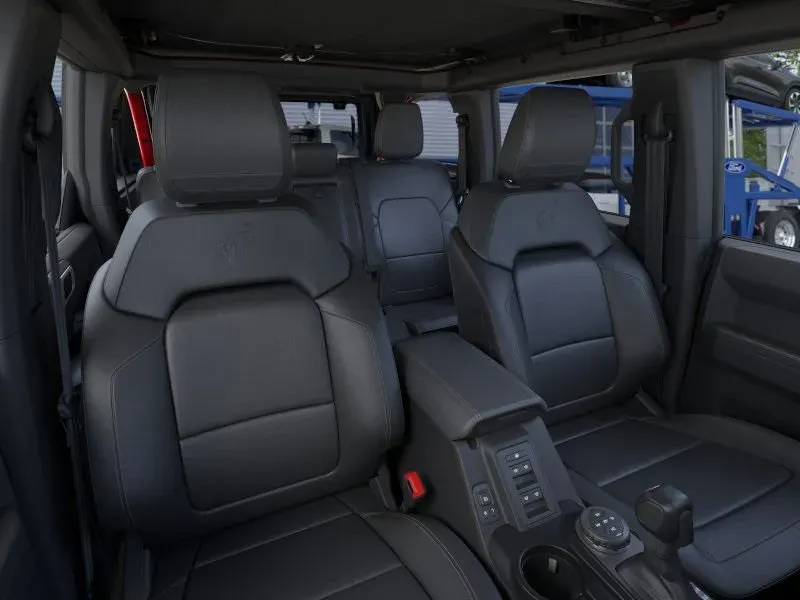 2025 Ford Bronco | Photo 10 of 25