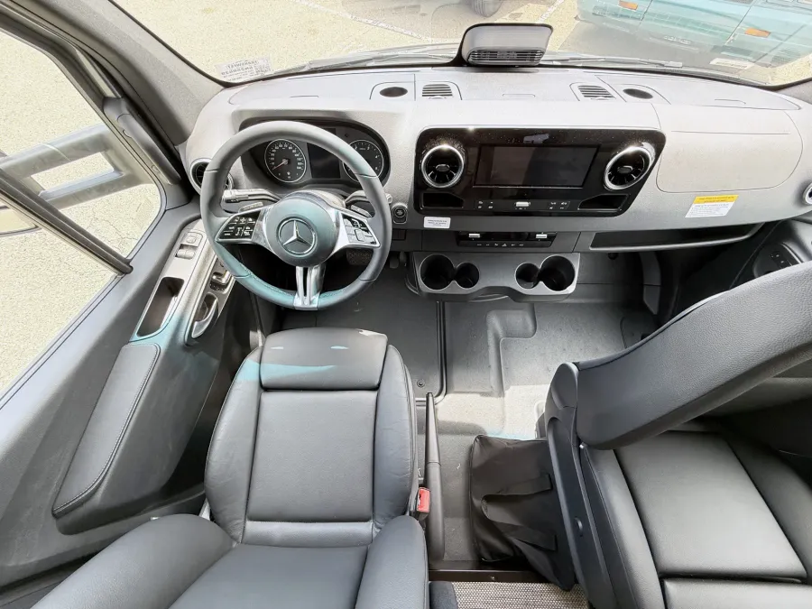 2026 Winnebago EKKO 23B | Photo 8 of 24