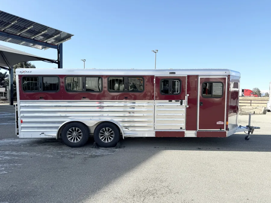 2025 Exiss Exhibitor 720 | Photo 3 of 15