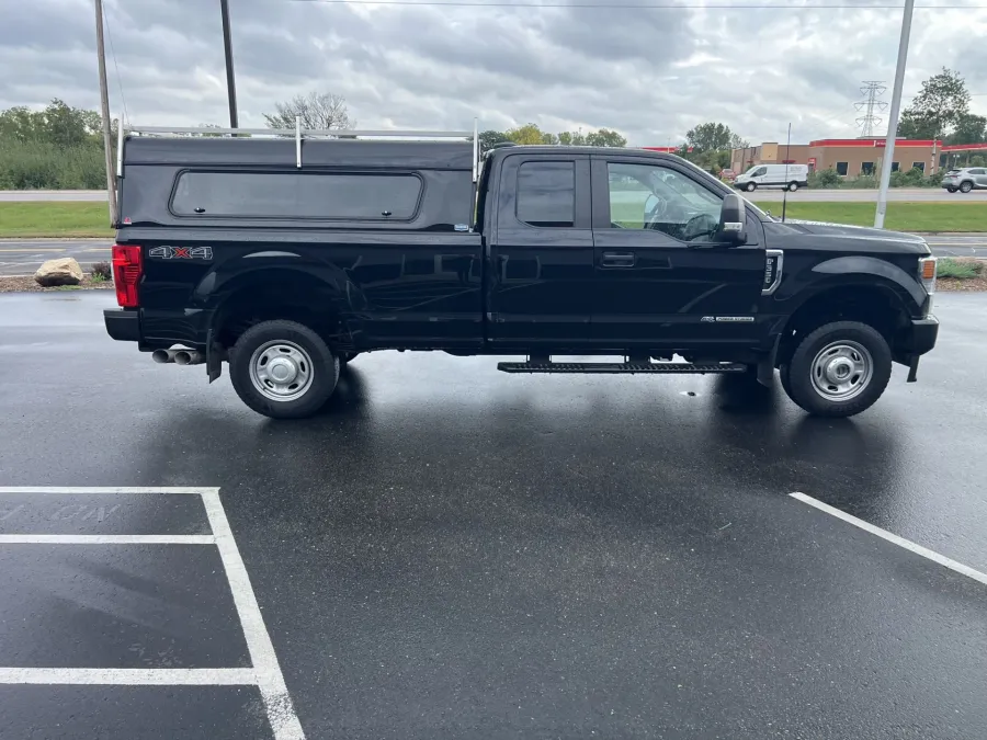 2022 Ford F-350 | Photo 12 of 15