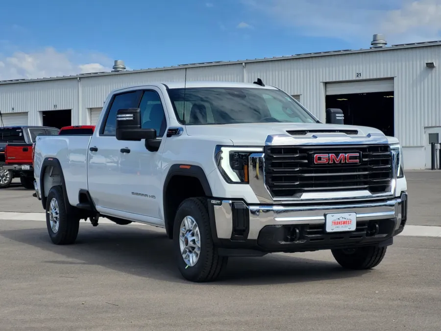 2026 GMC Sierra 2500HD Pro | Photo 2 of 24
