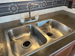 2014 Winnebago Access 31J | Thumbnail Photo 24 of 38