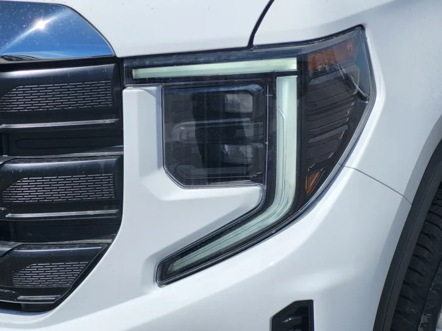 2026 GMC Sierra 1500 Pro | Photo 7 of 23