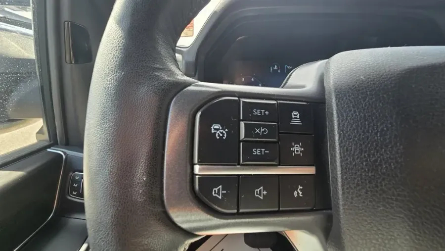 2024 Ford F-150 | Photo 18 of 32