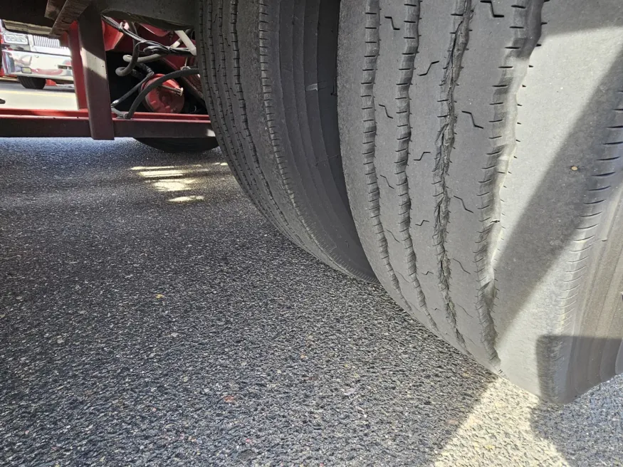 2020 Peterbilt 389 | Photo 21 of 35