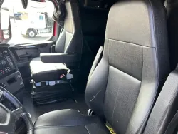 2023 Freightliner Cascadia 126 | Thumbnail Photo 9 of 18