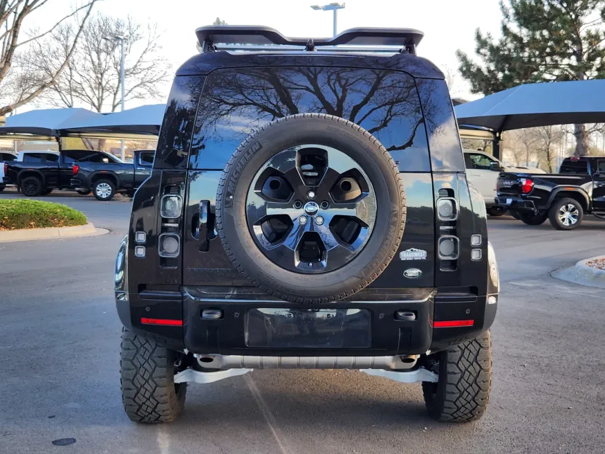 2020 Land Rover Defender X | Photo 12 of 28