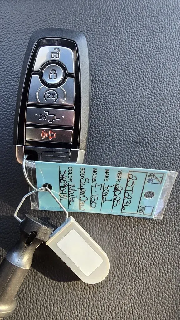 2025 Ford F-150 | Photo 19 of 24