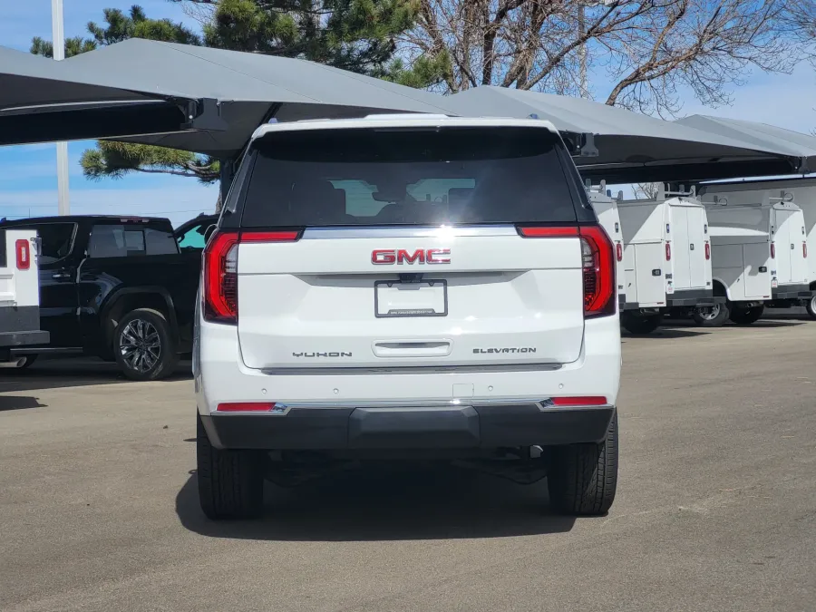 2026 GMC Yukon XL Elevation | Photo 5 of 26