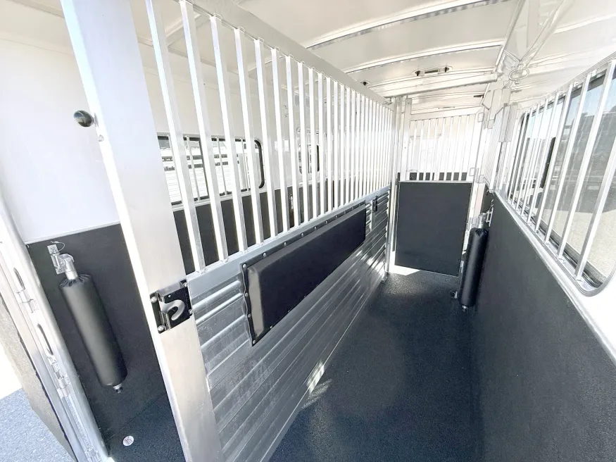 2026 Cimarron Norstar Warmblood 2 + 1 | Photo 15 of 22