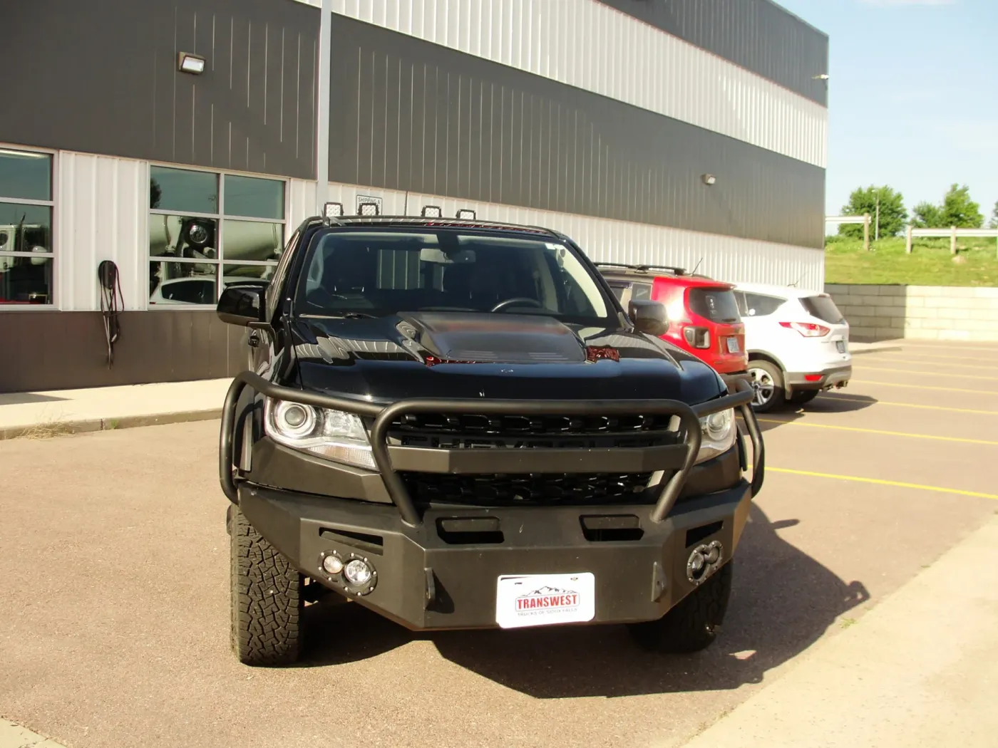 2020 Chevrolet Colorado | Photo 5 of 12