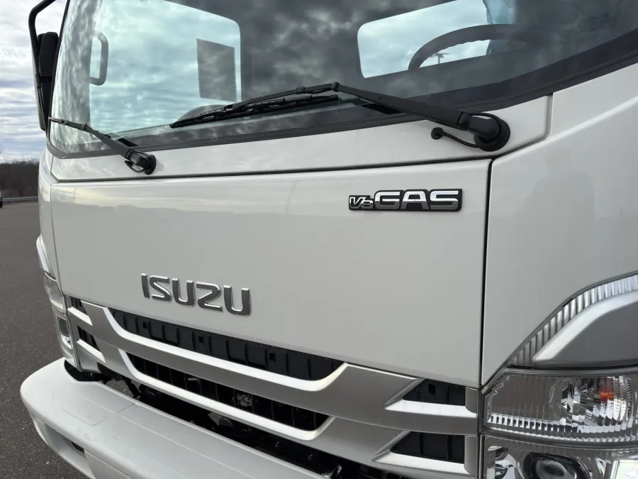 2025 Isuzu NRR | Photo 15 of 24
