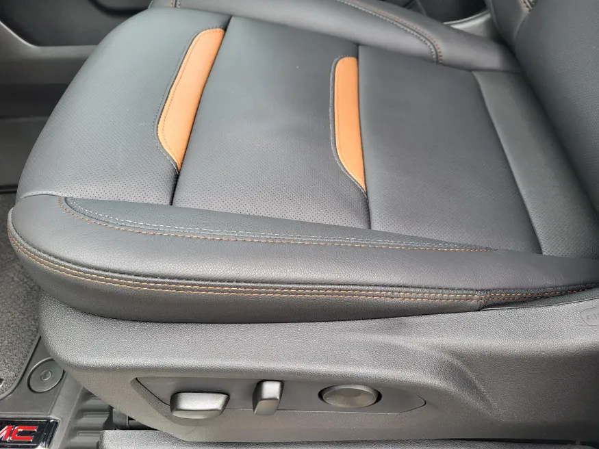 2026 GMC Sierra 1500 AT4 | Photo 21 of 27