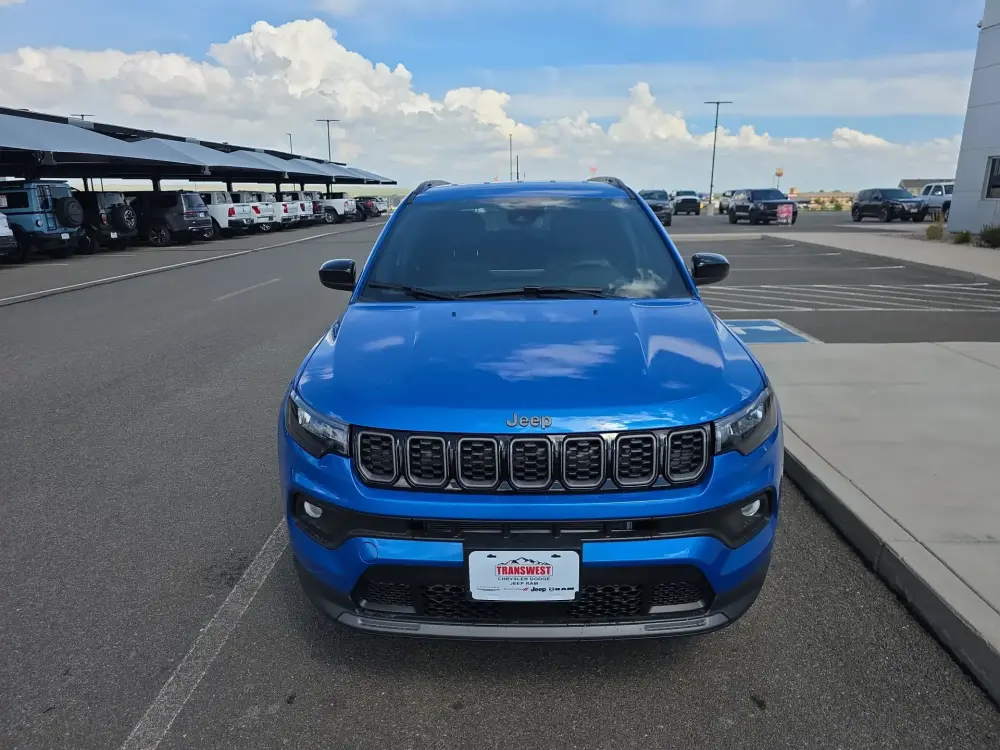 2026 Jeep Compass Latitude Altitude - Photo 2