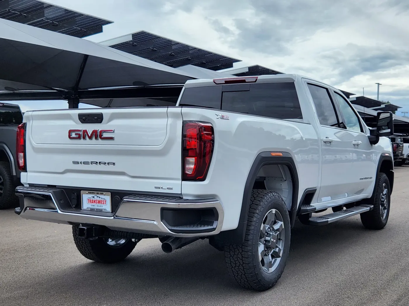 2026 GMC Sierra 2500HD SLE | Photo 2 of 30