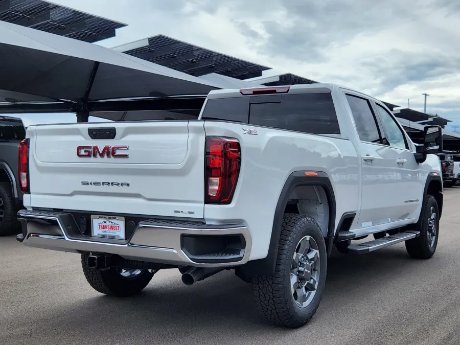 2026 GMC Sierra 2500HD SLE | Photo 2 of 30