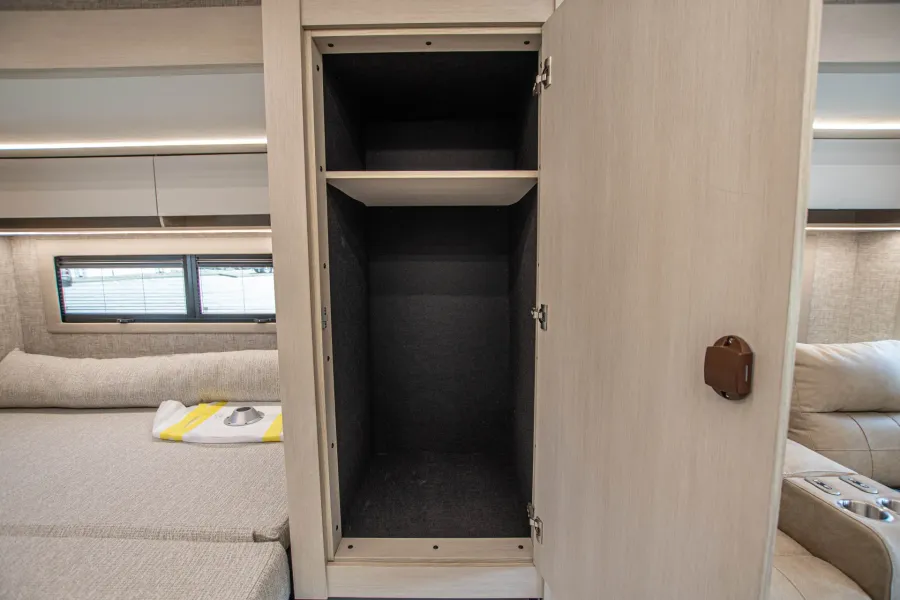 2026 Tiffin Wayfarer 25XPW | Photo 14 of 19