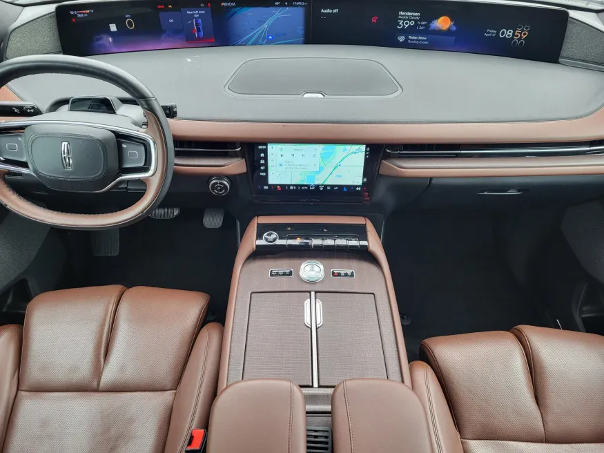 2025 Lincoln Navigator Reserve | Photo 21 of 26