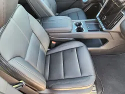 2026 GMC Acadia AWD Elevation | Thumbnail Photo 9 of 22