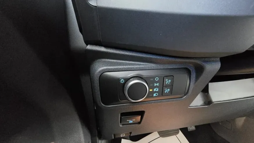 2025 Ford Bronco | Photo 10 of 28