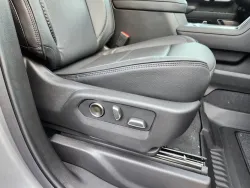 2026 GMC Sierra 2500HD Denali | Thumbnail Photo 16 of 28