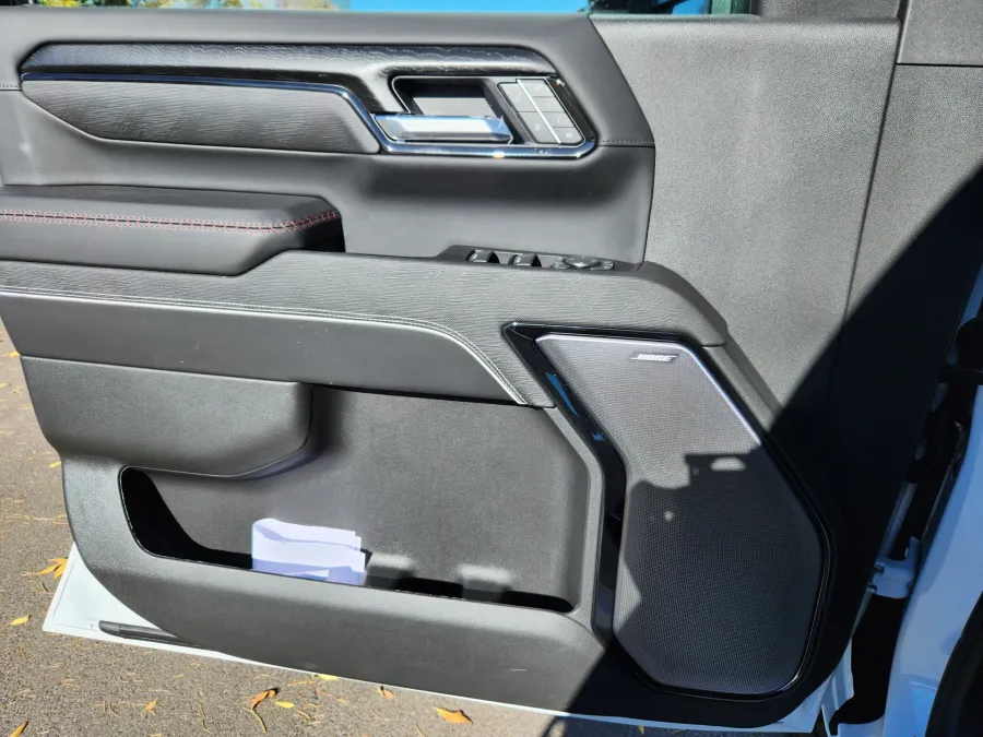 2026 GMC Sierra 2500HD AT4X | Photo 5 of 30