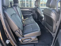 2025 Jeep Wagoneer L Base | Thumbnail Photo 18 of 34