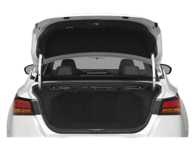 2024 Nissan Altima | Photo 7 of 12