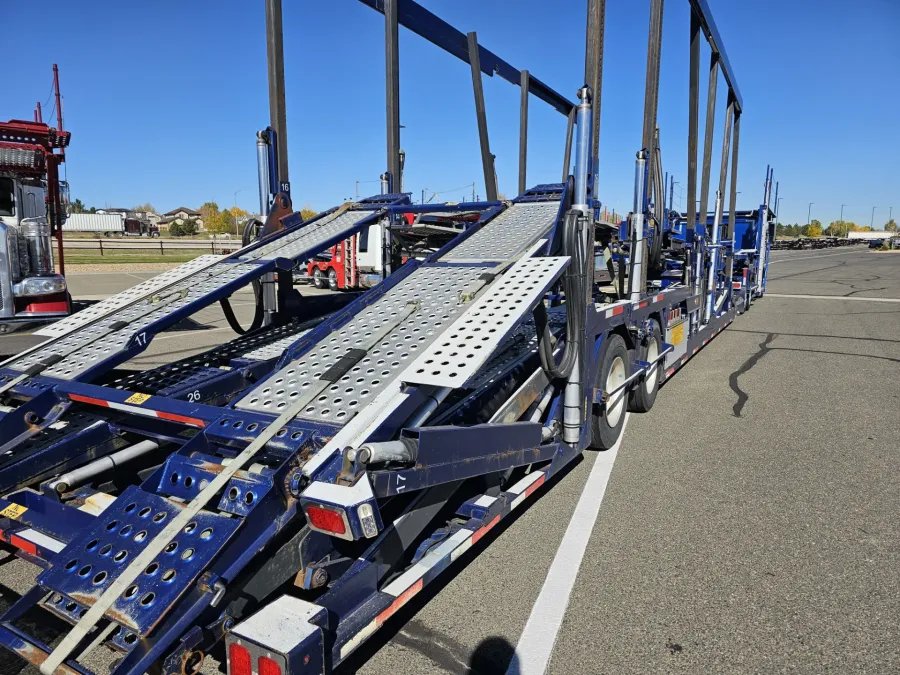 2020 Western Star 4900FA | Photo 12 of 14