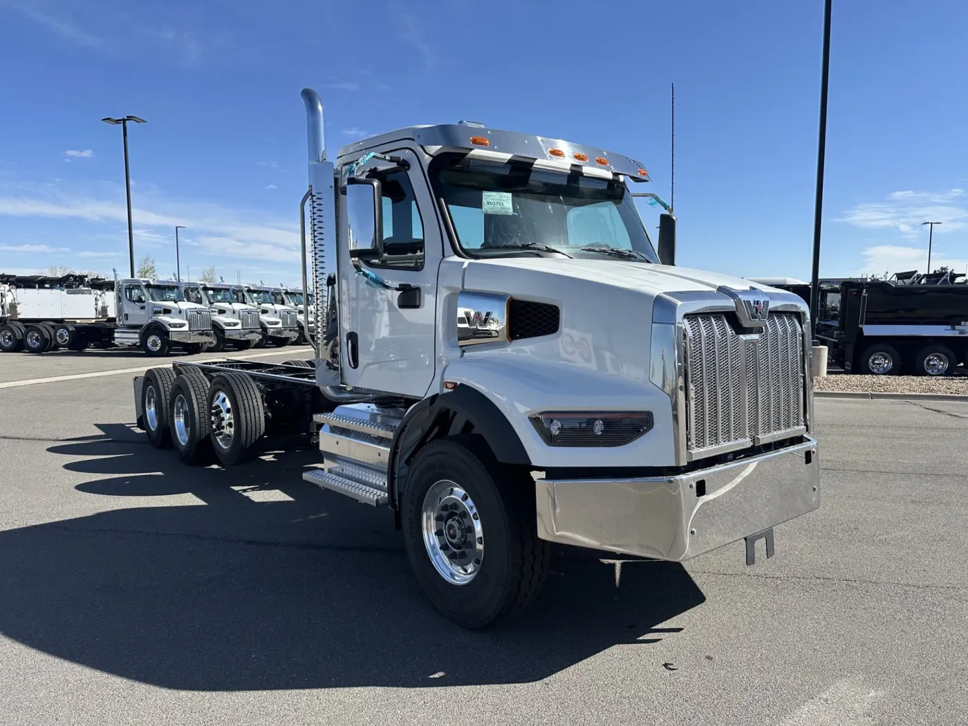 2025 Western Star 47X | Photo 3 of 14