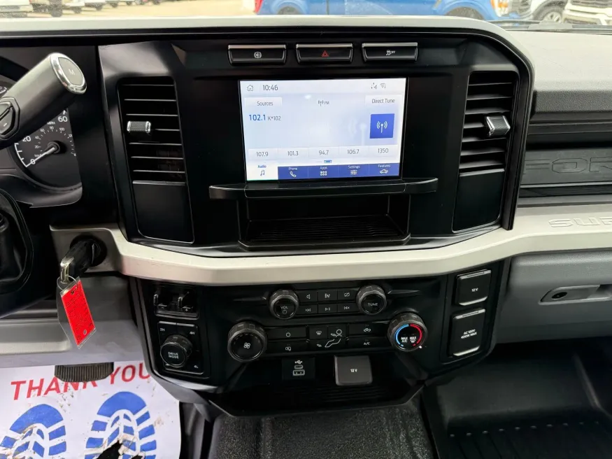 2024 Ford Super Duty F-250 XL | Photo 10 of 20