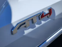 2026 GMC Canyon 4WD AT4 | Thumbnail Photo 7 of 23