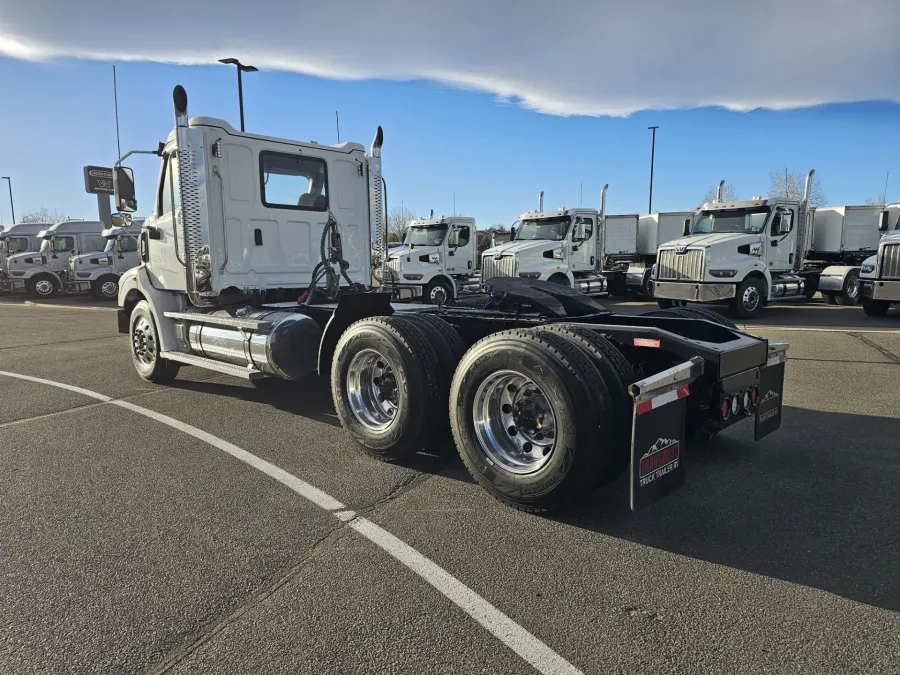 2022 Western Star 47X | Photo 6 of 18