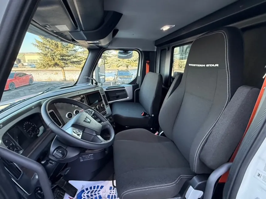 2026 Western Star 47X | Photo 12 of 14