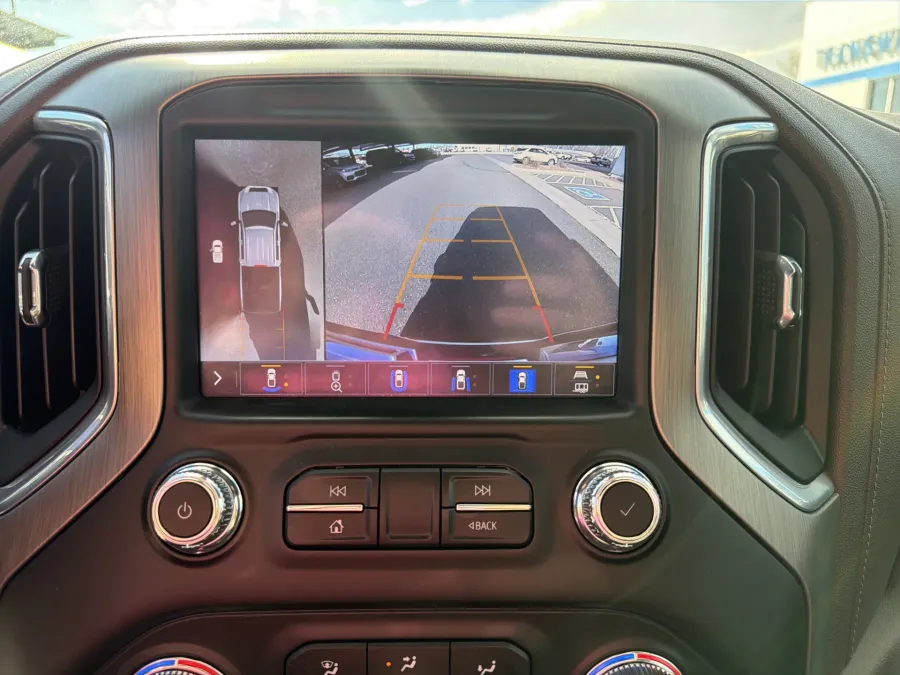 2022 GMC Sierra 2500HD Denali | Photo 15 of 20