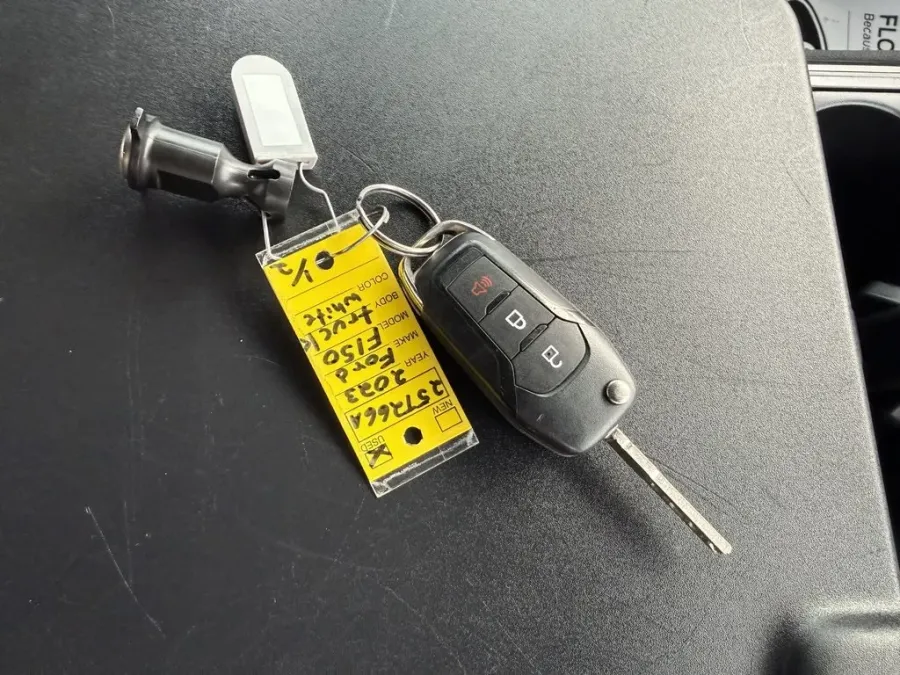 2023 Ford F-150 | Photo 19 of 21