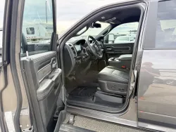 2024 RAM 2500 | Thumbnail Photo 3 of 21