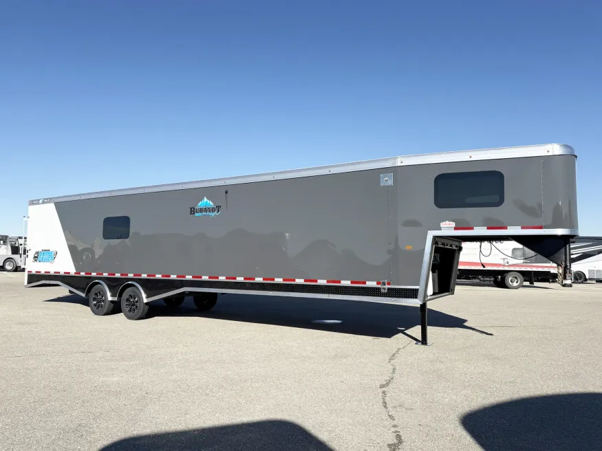 2026 Logan Coach Horse Power Burandt Edition | Photo 1 of 22