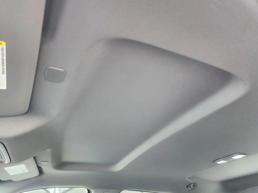 2026 GMC Sierra 1500 Pro | Photo 17 of 23