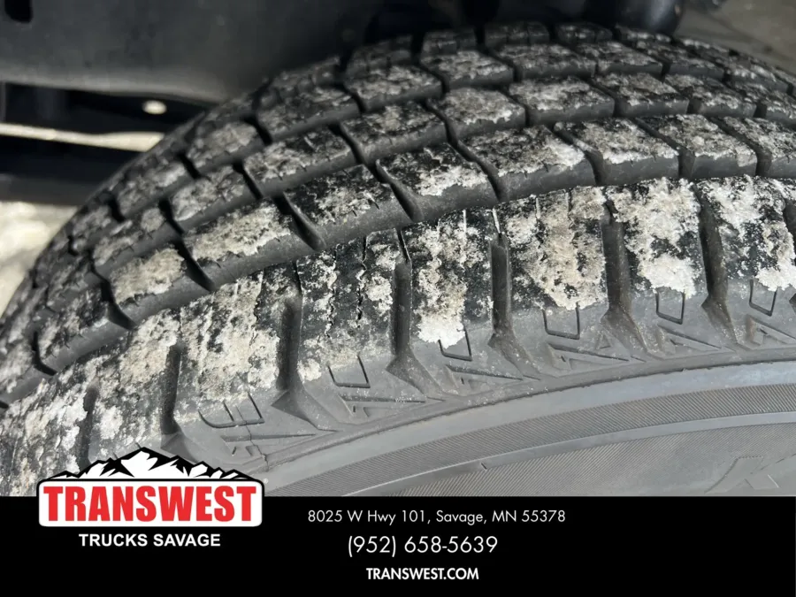 2024 Ford Transit | Photo 5 of 17