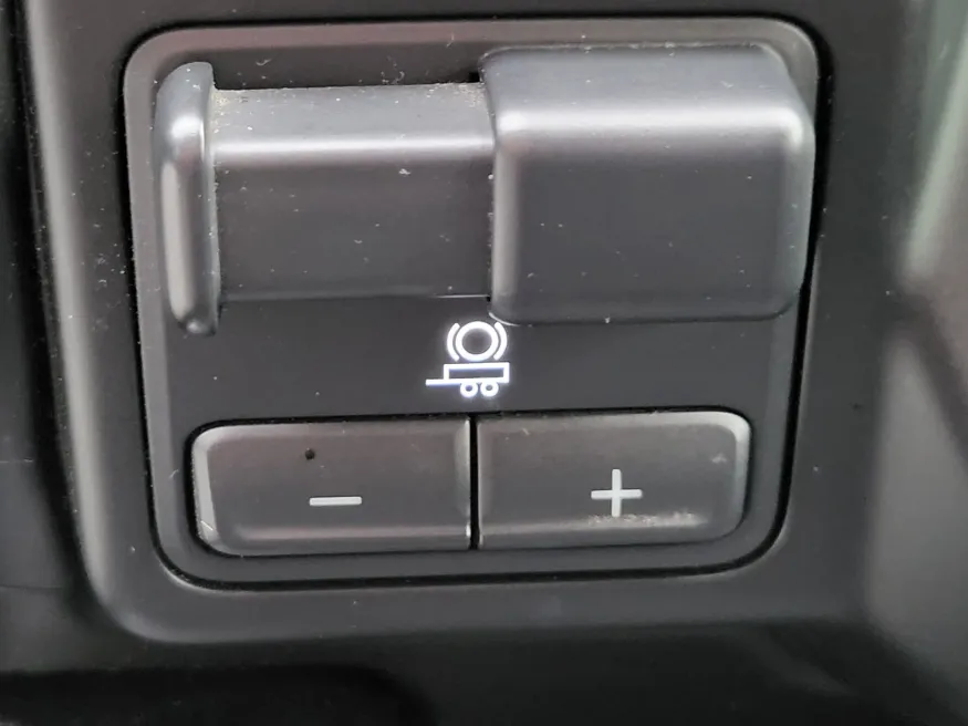 2020 Chevrolet Silverado 1500 LT Trail Boss | Photo 24 of 37