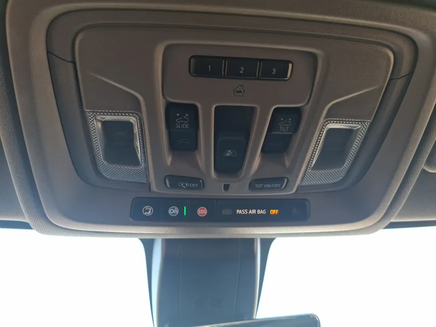 2020 Chevrolet Silverado 1500 LTZ | Photo 19 of 23