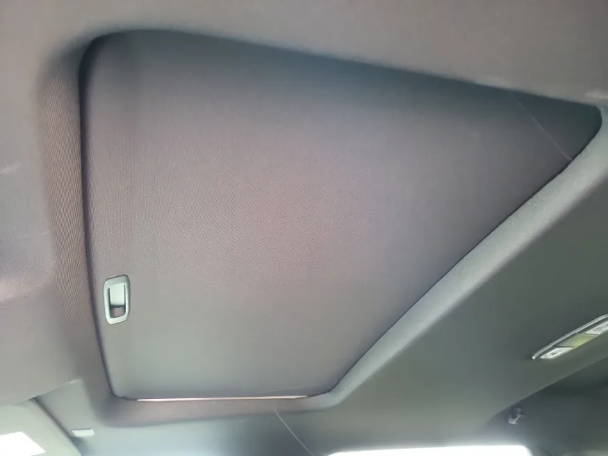 2026 GMC Sierra 3500HD AT4 | Photo 10 of 24