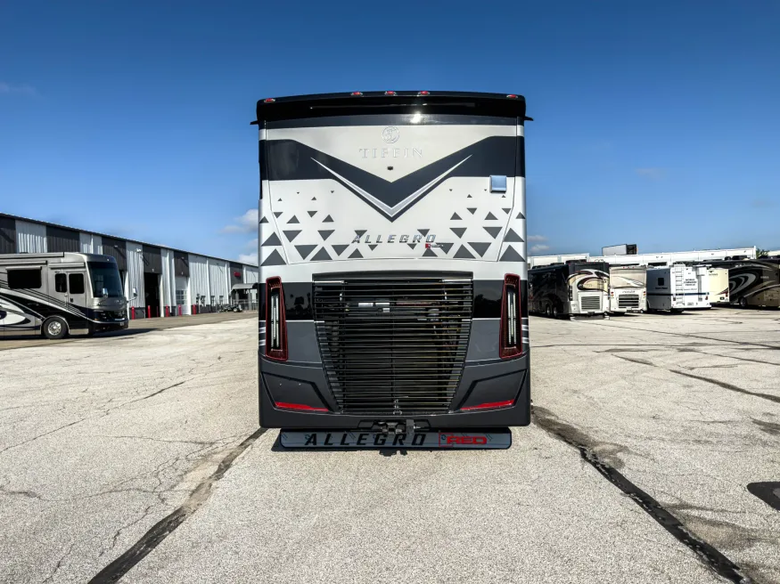 2026 Tiffin Allegro Red 37BA | Photo 5 of 28