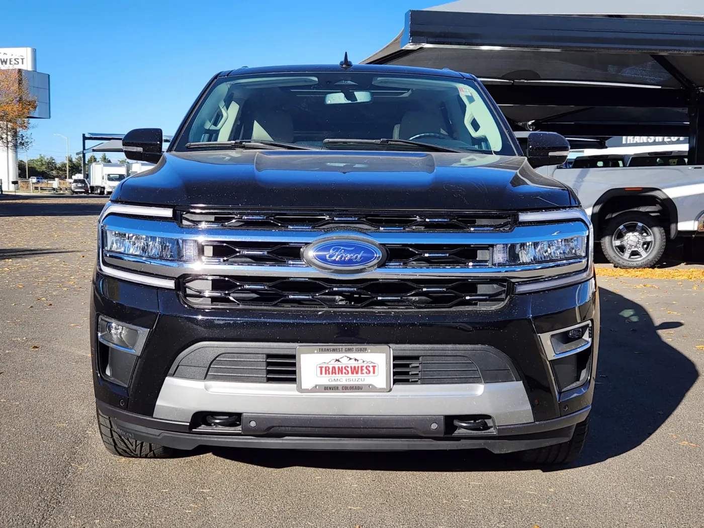 2023 Ford Expedition Limited | Photo 4 of 30