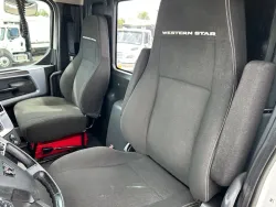 2022 Western Star 49X | Thumbnail Photo 11 of 16