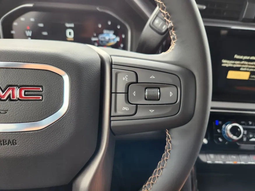 2025 GMC Sierra 2500HD AT4 | Photo 24 of 31