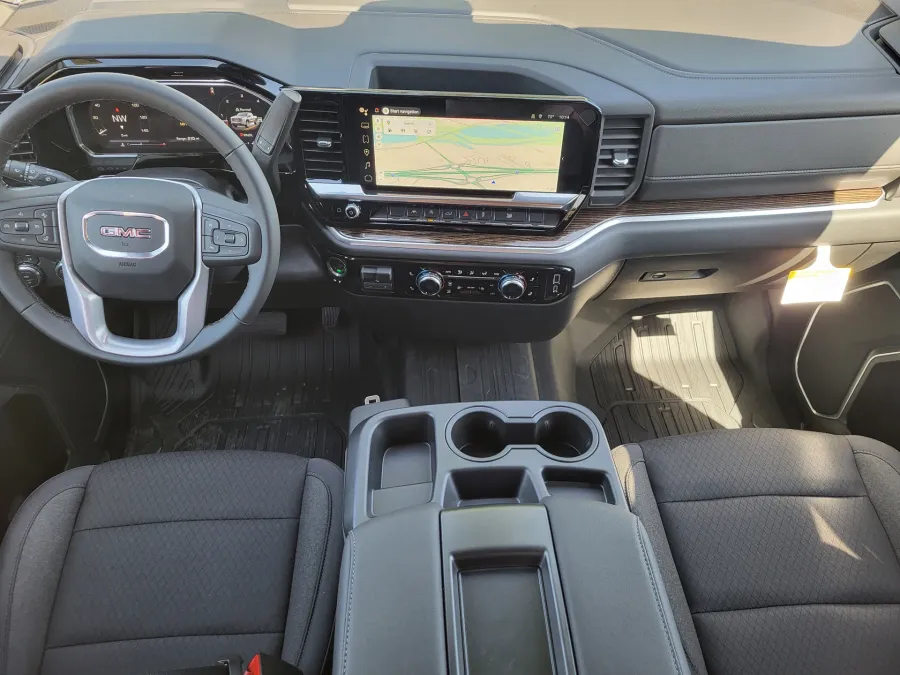 2026 GMC Sierra 1500 Elevation | Photo 20 of 24