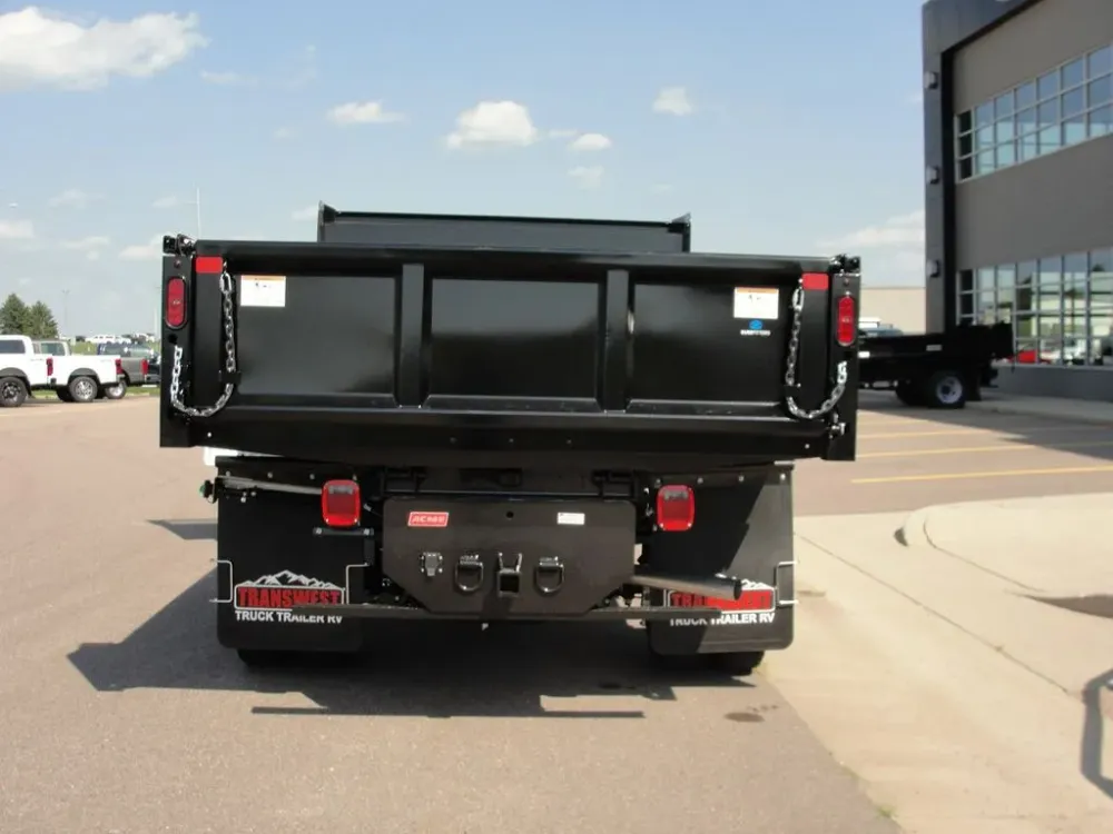 2025 Ford F-550 Super Duty Chassis Cab XL - Photo 2