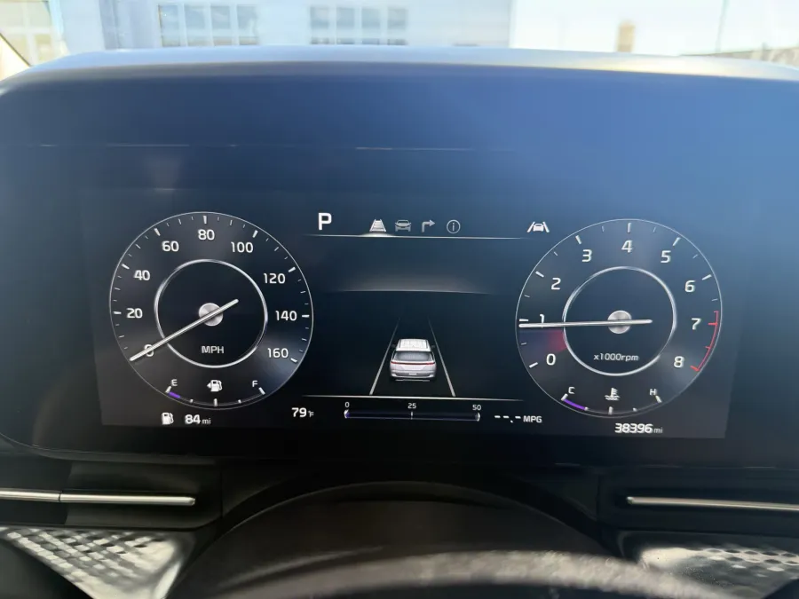 2022 Kia Carnival SX Prestige | Photo 23 of 28